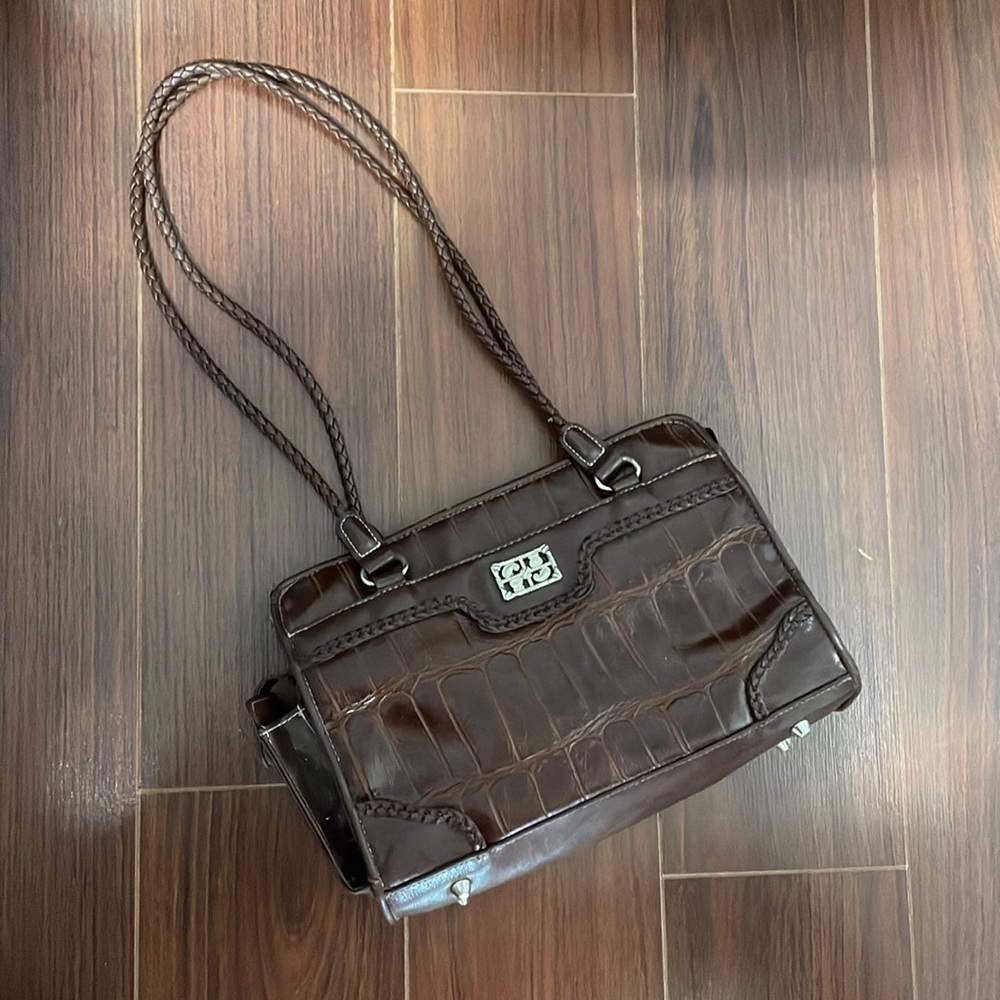 Vintage leather shoulder bag